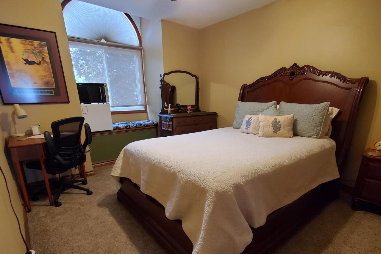 Clinton TownshipHampton Houseアパートメント エクステリア 写真